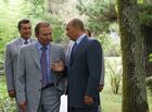 Президент РФ Владимир Путин (справа), президент Украины Леонид Кучма ( слева ), премьер-министр Украины Виктор Янукович ( на втором плане слева ) во время встречи.
Место: Россия, Краснодарский край, Сочи. Автор: Владимир Родионов/РИА Новости. ПУТИН КУЧМА ЯНУКОВИЧ