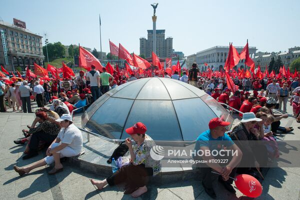 Шествие коммунистов в Киеве
