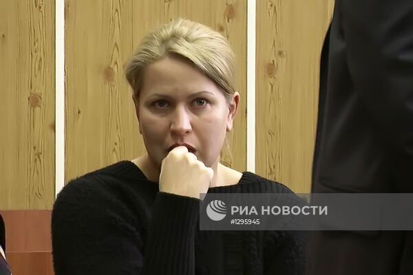 Суд санкционировал домашний арест Евгении Васильевой