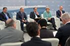 Встреча В. Путина с представителями Business 20 и Labour 20
