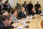 В. Путин на встрече глав делегаций стран СНГ с Н. Назарбаевым