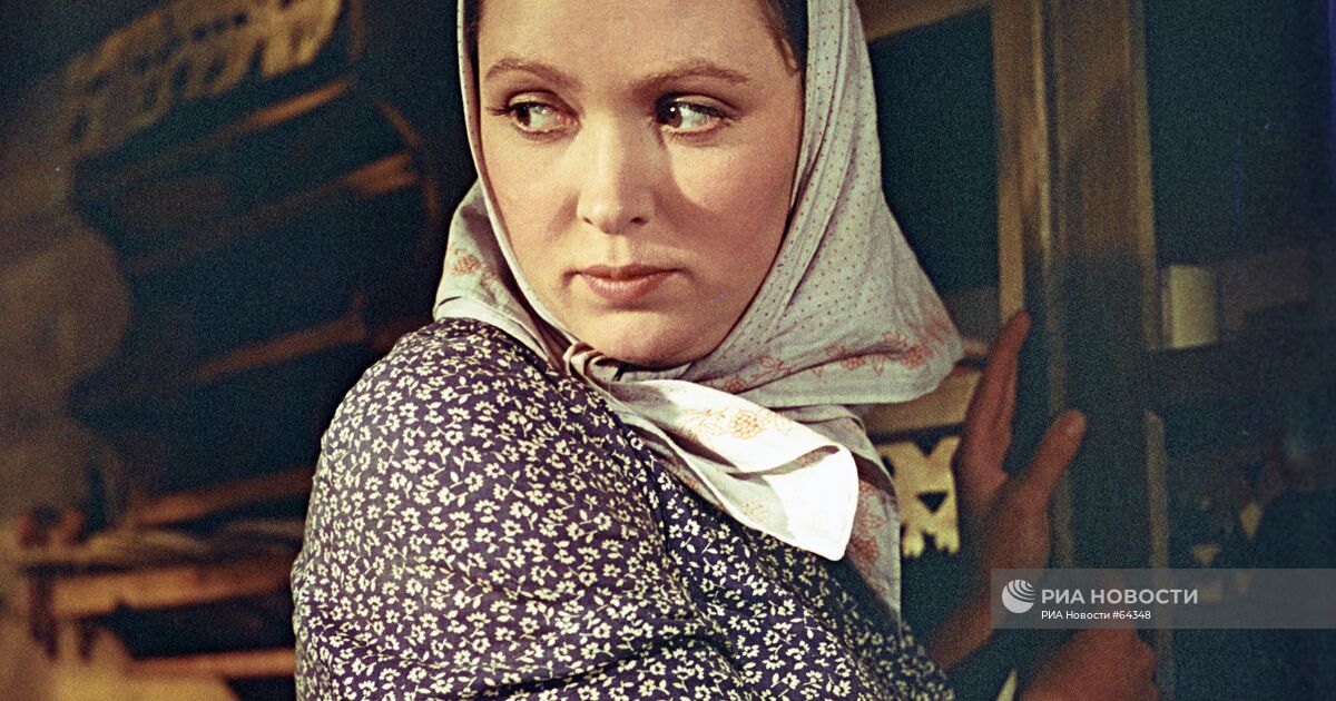 Актриса софья павлова биография и личная жизнь ПАВЛОВА ФИЛЬМ "КОММУНИСТ" Библиотека изображений "РИА Новости"