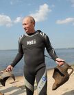 В.Путин погрузился с аквалангом на дно Таманского залива