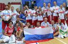 Команда сборной России, завоевавшая серебряные медали женского турнира по баскетболу на XXVII Всемирной летней Универсиаде 2013 в Казани, на церемонии награждения. Место: Россия, Республика Татарстан, Казань. Автор: Григорий Соколов/РИА Новости. Универсиада. 10-й день. Баскетбол. Женщины. Финалы