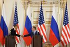 8 апреля 2010 года. Президент России Дмитрий Медведев и президент США Барак Обама (справа налево) во время совместной пресс-конференции после церемонии подписания Договора о мерах по дальнейшему сокращению и ограничению стратегических наступательных вооружений (СНВ). Церемония прошла в Испанском зале резиденции президента Чехии Пражском Граде. Место: Чехия, Прага. Автор: Дмитрий Астахов/РИА Новости. Совместная пресс-конференция Дмитрия Медведева и Барака Обамы