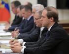 Президент РФ В.Путин провел совещание с членами правительства РФ