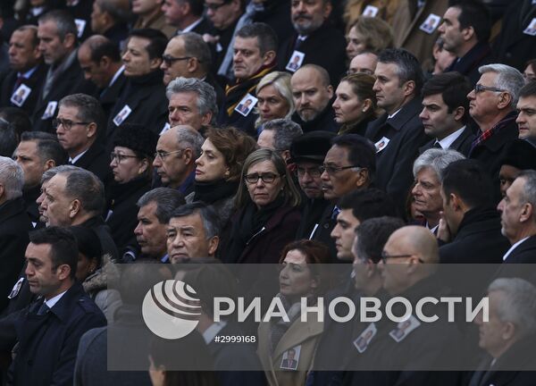 Прощание с российским послом А. Карловым в аэропорту Анкары