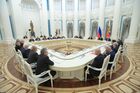 Президент РФ В. Путин встретился с академиками Российской академии наук