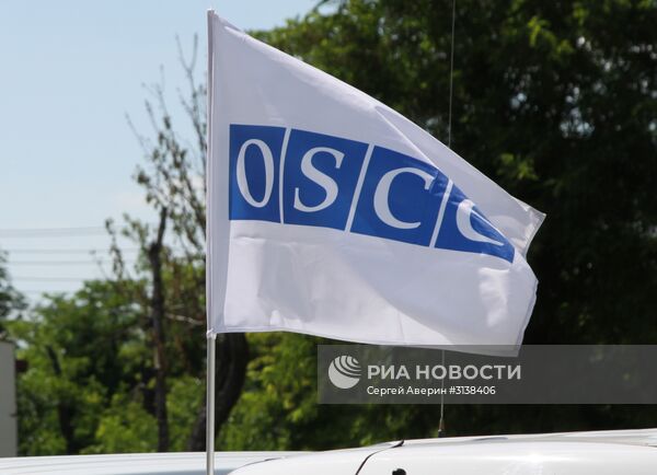 Первый замглавы СММ ОБСЕ на Украине А. Хуг посетил г. Ясиноватая в Донецкой области