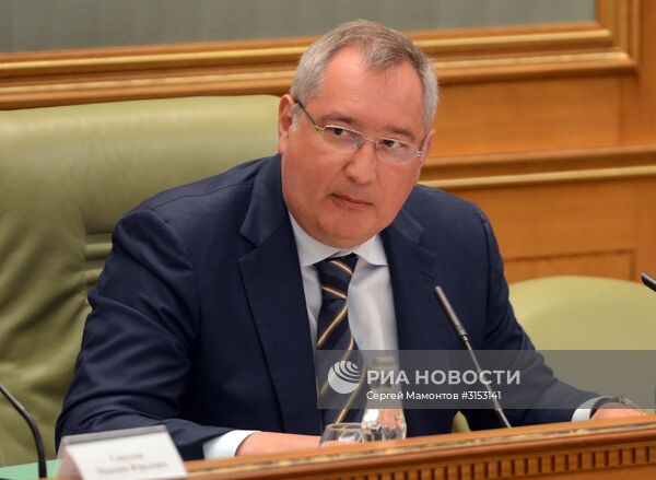Вице-премьер РФ Д. Рогозин провел заседание авиационной коллегии при правительстве РФ