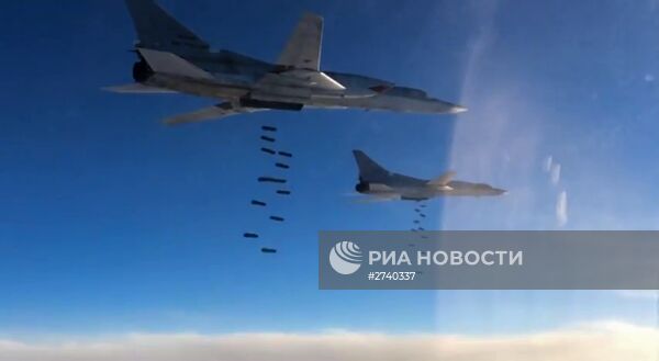 Нанесение авиаударов дальней авиацией ВКС России по ИГ