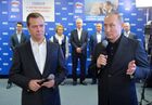 Президент РФ В. Путин и премьер-министр РФ Д. Медведев посетили предвыборный штаб партии "Единая Россия"