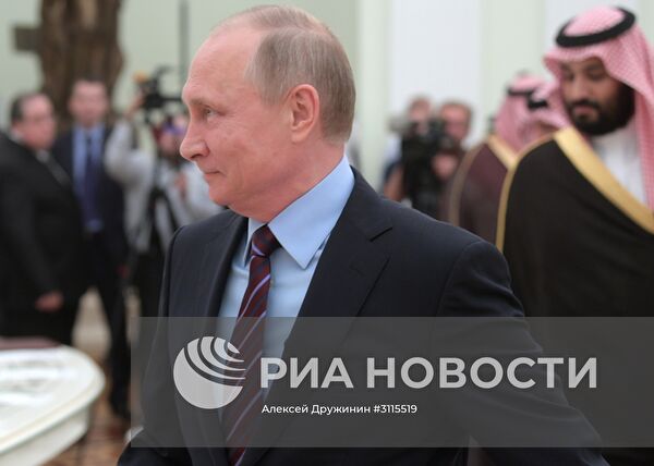 Встреча президента РФ Владимира Путина с заместителем наследного принца Саудовской Аравии Мухаммадом ибн Салманом Аль Саудом