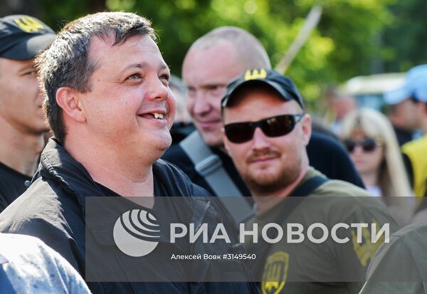 Семен Семенченко на митинге в Киеве