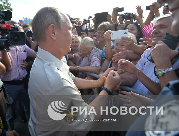 Рабочая поездка президента РФ В.Путина в Крым