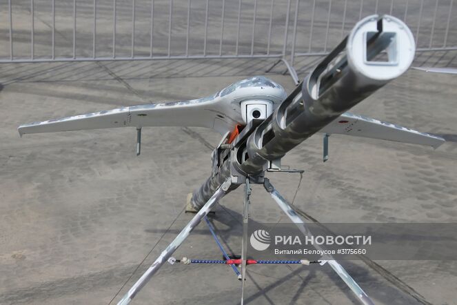 Беспилотный авиационный комплекс воздушной разведки "Элерон-3" на международном военно-техническом форуме "Армия-2017" в Московской области. Место: Россия, Московская область. Автор: Виталий Белоусов/РИА Новости. Открытие международного военно-технического форума "Армия-2017"
