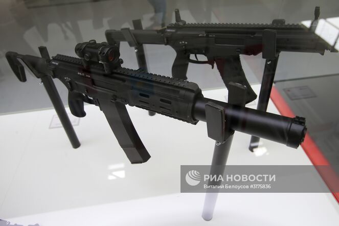 Автомат малогабаритный АМБ-17 на выставке в рамках международного военно-технического форума "Армия-2017". Место: Россия, Московская область. Автор: Виталий Белоусов/РИА Новости. Открытие международного военно-технического форума "Армия-2017"