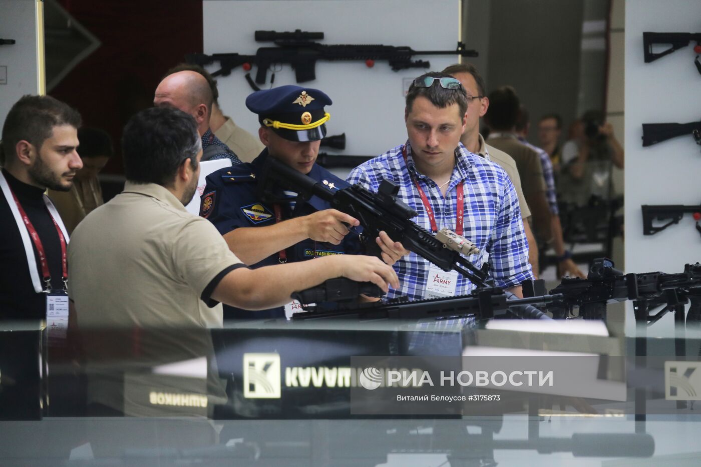 Презентация новых разработок концерна "Калашников" в рамках международного военно-технического форума "Армия-2017". Место: Россия, Московская область. Автор: Виталий Белоусов/РИА Новости. Открытие международного военно-технического форума "Армия-2017"