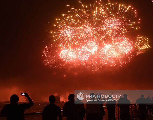 Салют на международном военно-техническом форуме "Армия-2017". Место: Россия, Московская область. Автор: Григорий Сысоев. Открытие международного военно-технического форума "Армия-2017"