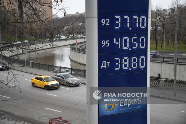 Рост цен на бензин в России