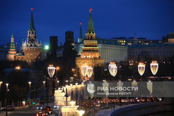 Новогодняя иллюминация в Москве