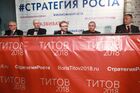 Президент Всероссийского союза страховщиков Игорь Юргенс, политолог, профессор МГИМО Валерий Соловей, кандидат в президенты РФ от "Партии роста" Борис Титов, предприниматель и шоумен Николай Фоменко, председатель совета директоров группы компаний "Млесна" Сергей Демин (слева направо) во время встречи Б. Титова с доверенными лицами. Место: Россия, Москва. Автор: Антон Денисов/РИА Новости. Борис Титов провел встречу с доверенными лицами