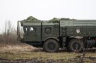 Оперативно-тактический ракетный комплекс (ОТРК) "Искандер-М" во время тактических учений расчетов по управлению ракетными ударами. Место: Россия, Краснодарский край. Автор: Виталий Тимкив/РИА Новости. Учения расчетов ракетного комплекса "Искандер-М" в Краснодарском крае