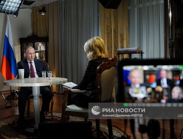Президент РФ В. Путин дал интервью телеканалу Эн-би-си