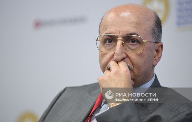 Президент ООО "Орион Наследие" Давид Якобашвили во время панельной сессии "Принимая ответственность за будущее: долгосрочная инвестиционная стратегия бизнеса" в рамках Петербургского международного экономического форума. Место: Россия, Санкт-Петербург. Автор: Владимир Астапкович/РИА Новости. Петербургский международный экономический форум. День первый