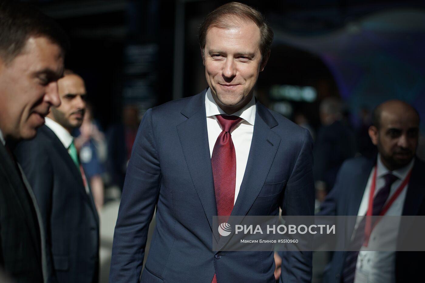 Министр промышленности и торговли РФ Денис Мантуров на Петербургском международном экономическом форуме. Место: Россия, Санкт-Петербург. Автор: Максим Блинов/РИА Новости. Петербургский международный экономический форум. День первый