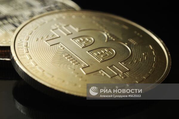 Биткоины