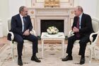 Президент РФ В. Путин встретился с премьер-министром Армении Н. Пашиняном