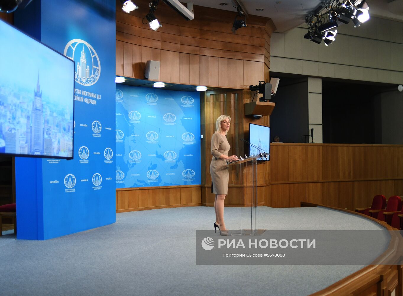 Официальный представитель министерства иностранных дел России Мария Захарова во время брифинга в Москве. Место: Россия, Москва. Автор: Григорий Сысоев/РИА Новости. Брифинг официального представителя МИД России М. Захаровой