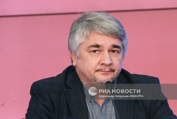 П/к на тему: "Азовский кризис: шаг к большой войне?"