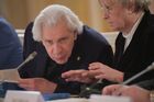11 декабря 2018. Адвокат Генри Резник перед началом заседания в Кремле Совета по развитию гражданского общества и правам человека. Место: Россия, Москва. Автор: Алексей Куденко/РИА Новости. Президент РФ В. Путин провел заседание Совета по развитию гражданского общества и правам человека
