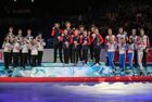 Церемония награждения призеров командного чемпионата мира по фигурному катанию в Фукуоке