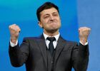 Кандидат в президенты от партии "Слуга народа" Владимир Зеленский во время дебатов с действующим президентом Украины, кандидатом в президенты Петром Порошенко в НСК "Олимпийский". Второй тур выборов состоится 21 апреля. В нём примут участие Владимир Зеленский и Петр Порошенко. Место: Украина, Киев. Автор: Стрингер/РИА Новости. Дебаты кандидатов в президенты Украины