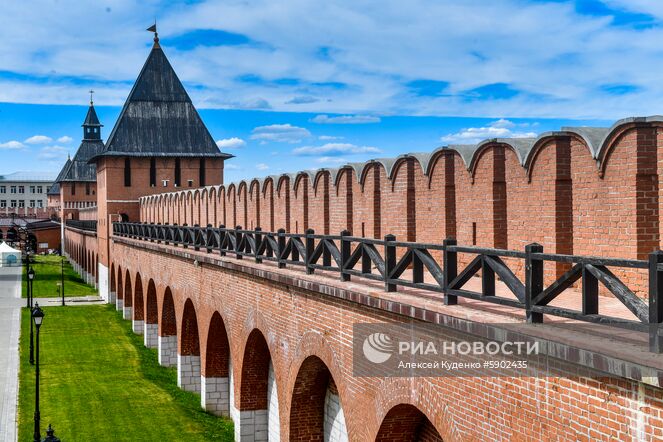 Стена Тульского кремля. Место: Россия, Тула. Автор: Алексей Куденко/РИА Новости. Города России. Тула