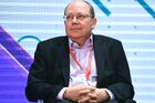 Директор департамента по правовым, корпоративным вопросам и связям с государственными организациями Microsoft Россия Андрей Колосовский на форуме "Цифровая экономика: сегодня. Пост-информационное общество: завтра или послезавтра?" в рамках Russian Internet Week (Неделя российского интернета / RIW) в центральном выставочном комплексе "Экспоцентр" в Москве. Место: Россия, Москва. Автор: Рамиль Ситдиков/РИА Новости. RIW - 2017. День первый