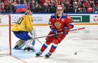 Вратарь сборной Швеции Виктор Фаст (слева) и игрок сборной России Никита Гусев в матче второго этапа Еврохоккейтура 2017/18 "Кубок Первого канала" между сборными командами России и Швеции. Место: Россия, Москва. Автор: Владимир Песня/РИА Новости. Хоккей. Кубок Первого канала. Матч Россия - Швеция