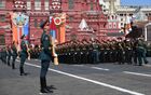 Парадный расчет суворовского училища на военном параде, посвященном 73-й годовщине Победы в Великой Отечественной войне 1941-1945 годов.
Место: Россия, Москва. Автор: Григорий Сысоев/РИА Новости. Военный парад, посвящённый 73-й годовщине Победы в ВОВ