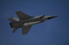 Многоцелевой истребитель МиГ-31 с гиперзвуковой ракетой "Кинжал" на военном параде, посвященном 73-й годовщине Победы в Великой Отечественной войне 1941-1945 годов. Место: Россия, Москва. Автор: Евгений Биятов/РИА Новости. Военный парад, посвящённый 73-й годовщине Победы в ВОВ