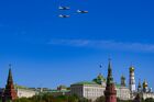 Тяжёлые военно-транспортные самолёты Ил-76 во время воздушной части военного парада, посвященного 73-й годовщине Победы в Великой Отечественной войне 1941-1945 годов. Место: Россия, Москва. Автор: Александр Вильф/РИА Новости. Военный парад, посвящённый 73-й годовщине Победы в ВОВ