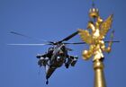 Вертолет Ми-28Н "Ночной охотник" на военном параде, посвященном 73-й годовщине Победы в Великой Отечественной войне 1941-1945 годов. Место: Россия, Москва. Автор: Алексей Никольский/РИА Новости. Военный парад, посвящённый 73-й годовщине Победы в ВОВ