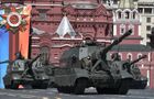 Самоходная артиллерийская установка (САУ) "Мста-С" и самоходные артиллерийские установки (САУ) "Коалиция-СВ" на военном параде, посвященном 73-й годовщине Победы в Великой Отечественной войне 1941-1945 годов. Место: Россия, Москва. Автор: Алексей Никольский/РИА Новости. Военный парад, посвящённый 73-й годовщине Победы в ВОВ