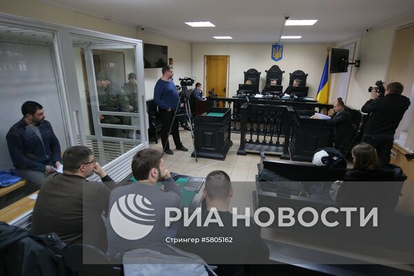 Рассмотрение жалобы на продление ареста К. Вышинскому