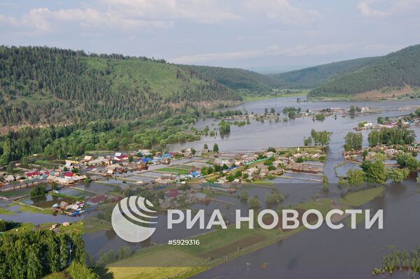 Режим ЧС ввели в Иркутской области из-за сложной паводковой ситуации