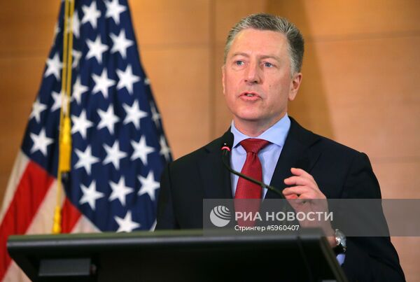 Пресс-брифинг спецпредставителя США на Украине Курта Волкера