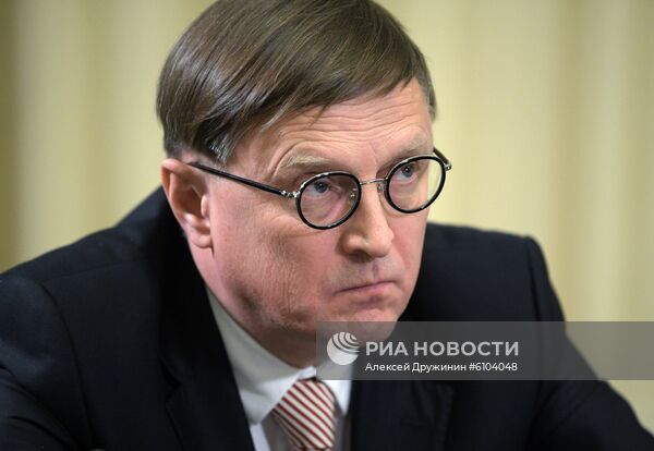 Президент РФ В. Путин встретился с судьями Конституционного Суда