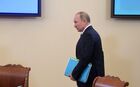 20 декабря 2019. Президент РФ Владимир Путин перед неформальной встречей лидеров государств Содружества Независимых Государств (СНГ) в Президентской библиотеке имени Б. Н. Ельцина. Место: Россия, Санкт-Петербург. Автор: Сергей Гунеев/РИА Новости. Рабочая поездка президента РФ В. Путина в Санкт-Петербург